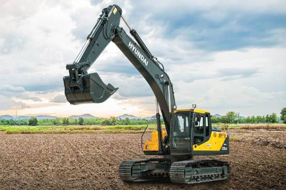 Hyundai R220LS SMART Plus Excavator