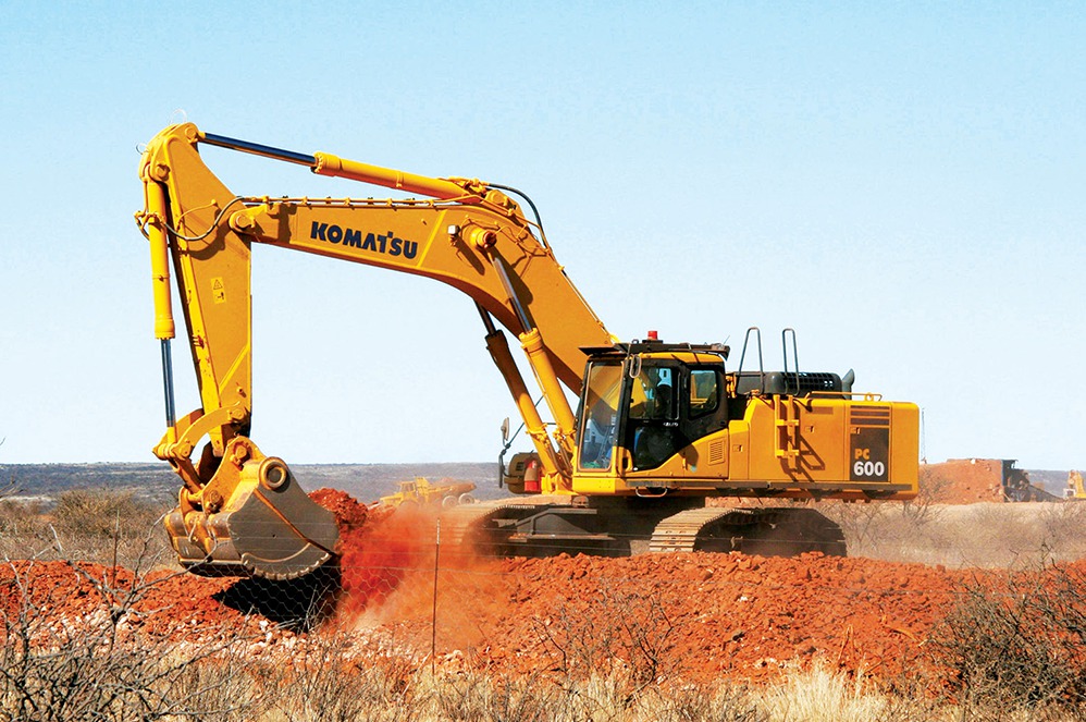 desi-machines-komatsu-excavator-pc600-8r1-featured