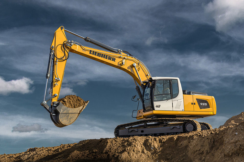 desi-machines-liebherr-excavators-r-925-litronic-featured