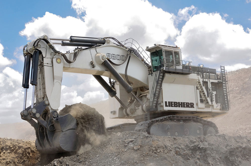 desi-machines-liebherr-excavators-r-9800-g6-featured