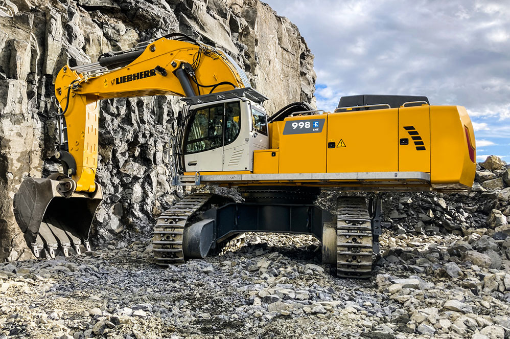 desi-machines-liebherr-excavators-r-998-sme-e-featured