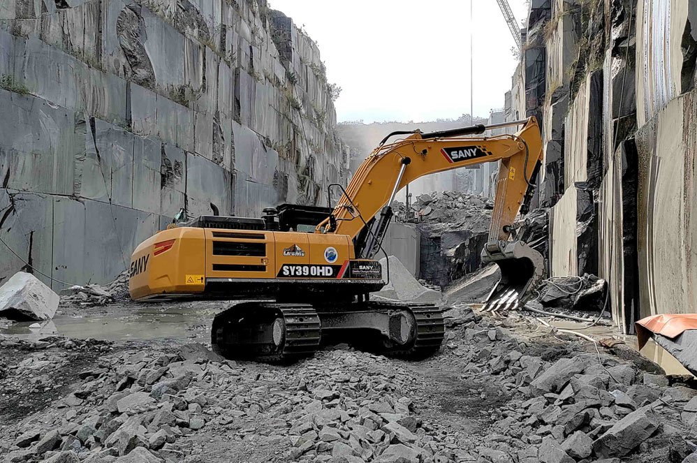 desi-machines-sany-excavator-sy390c-10hd-grama-featured