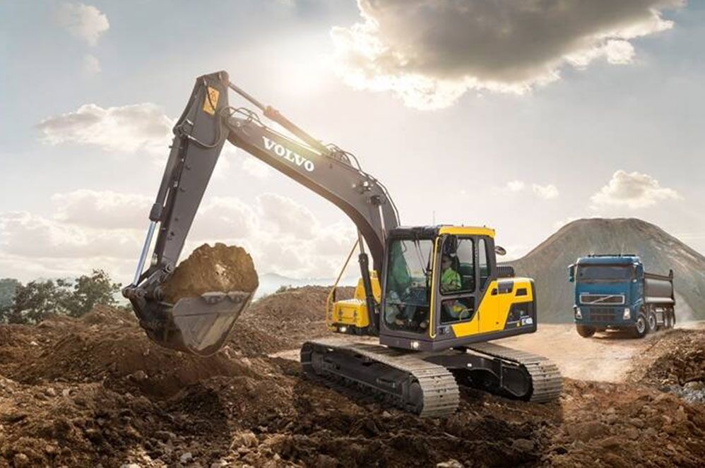 desi-machines-volvo-excavator-ec120d-featured