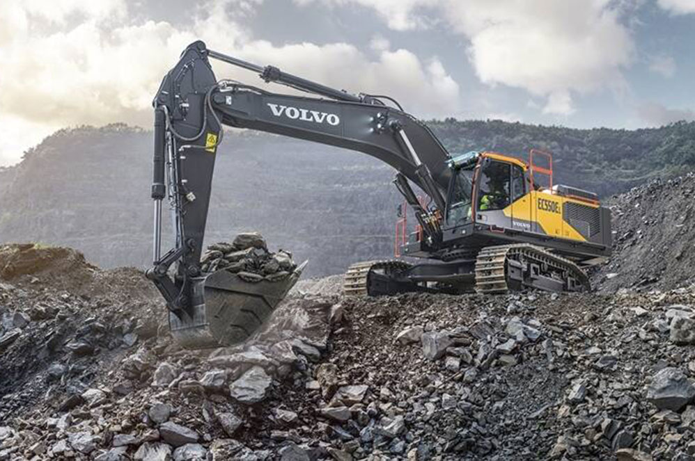 desi-machines-volvo-excavator-ec550e-3