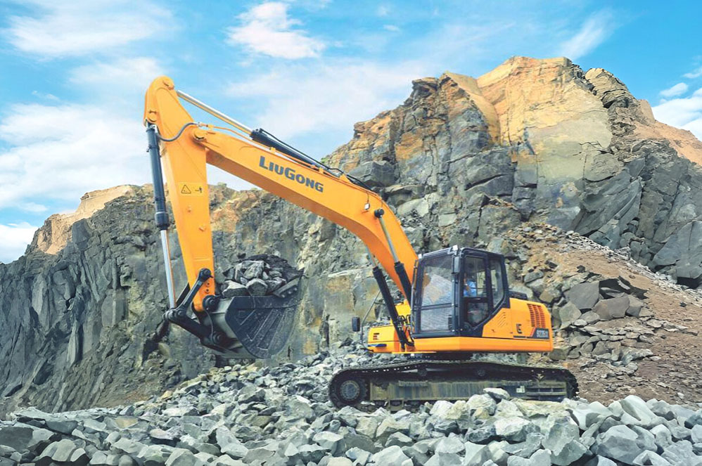 desi-machines-excavator-liugong-922e-alpha-featured