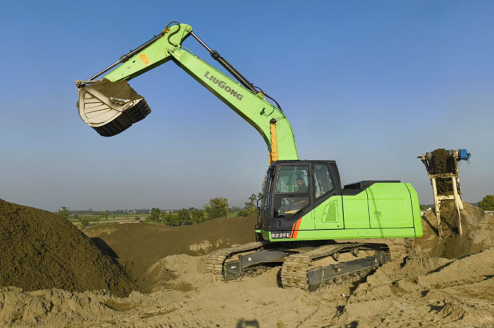desi-machines-excavator-liugong-922fe-battery-featured