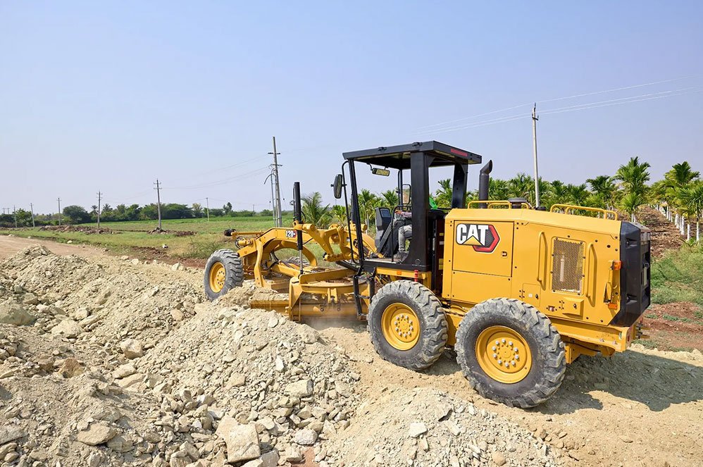 desi-machines-motor-grader-cat-120-gc-3